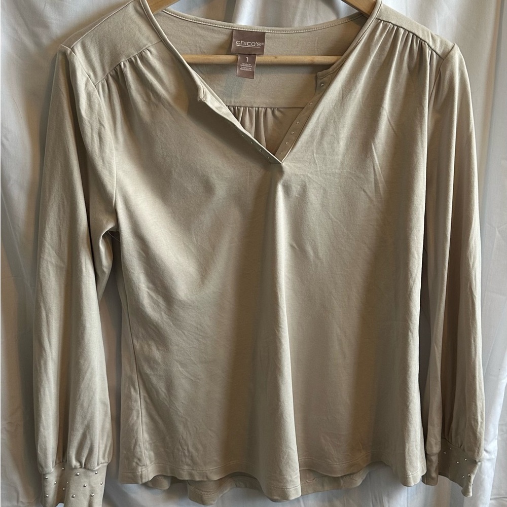 Chico's Tan 3/4 Sleeve V-Neck Blouse